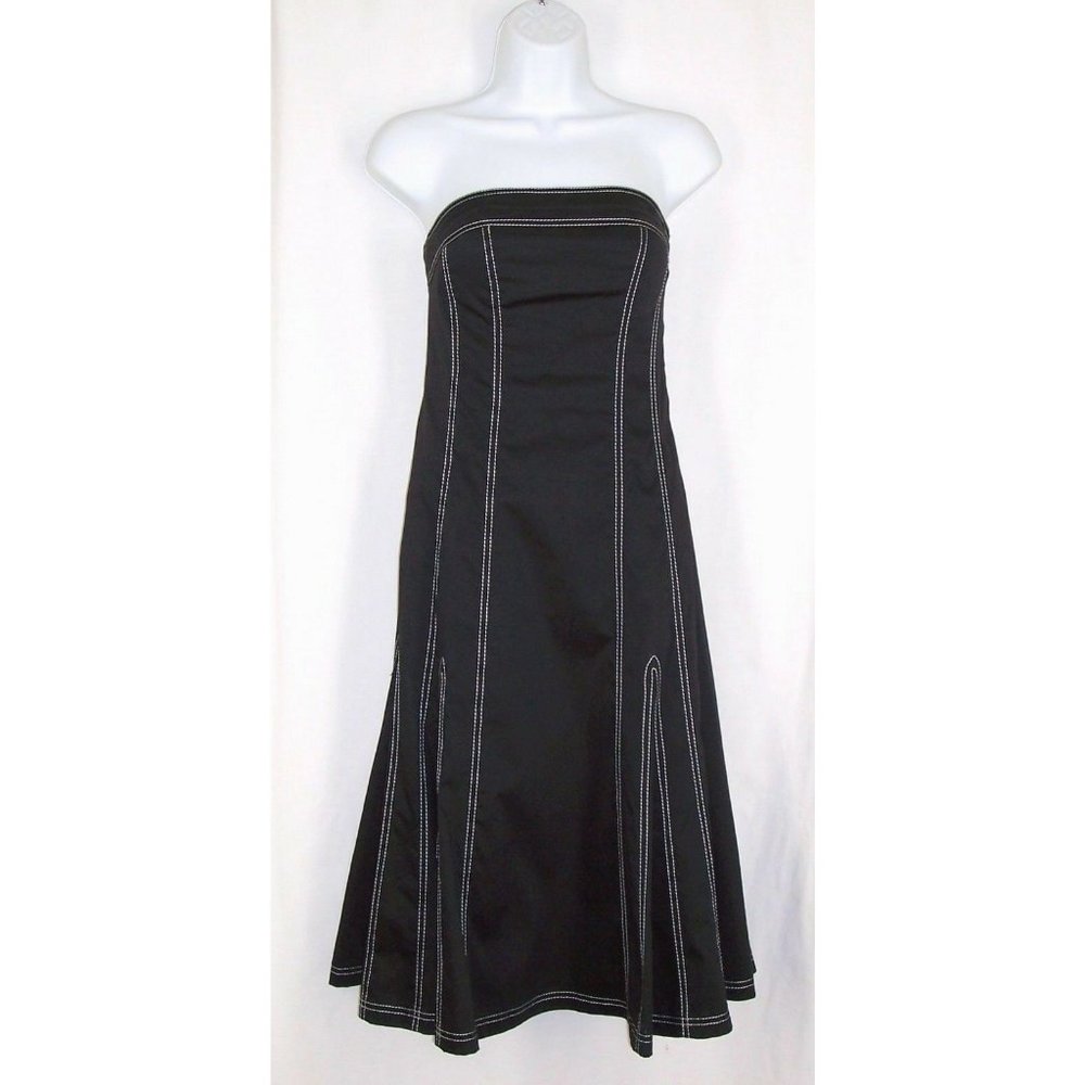 White House Black Market Strapless Dress sz 2 Fit Flare White Stitching